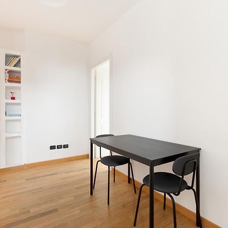 Milan Comfy Apartment X3 - With Balcony Luaran gambar