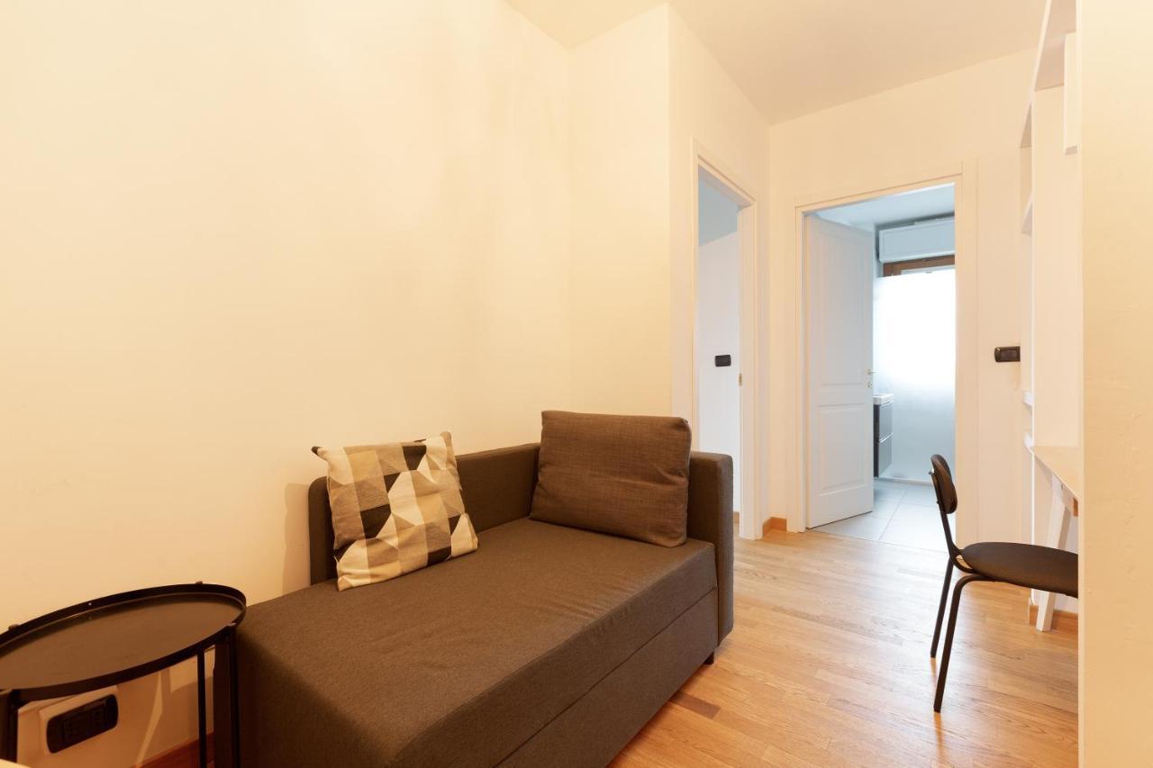 Milan Comfy Apartment X3 - With Balcony Luaran gambar